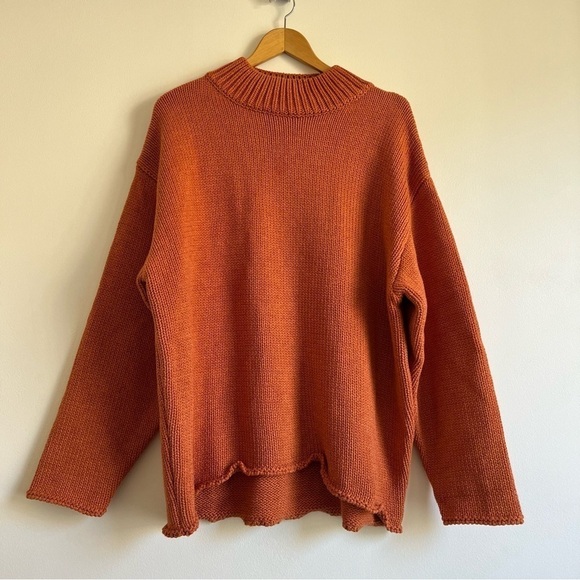 The Lullaby Club Sarah Chunky Knit Shorts + Jumper in Burnt Orange - Picture 5 of 16